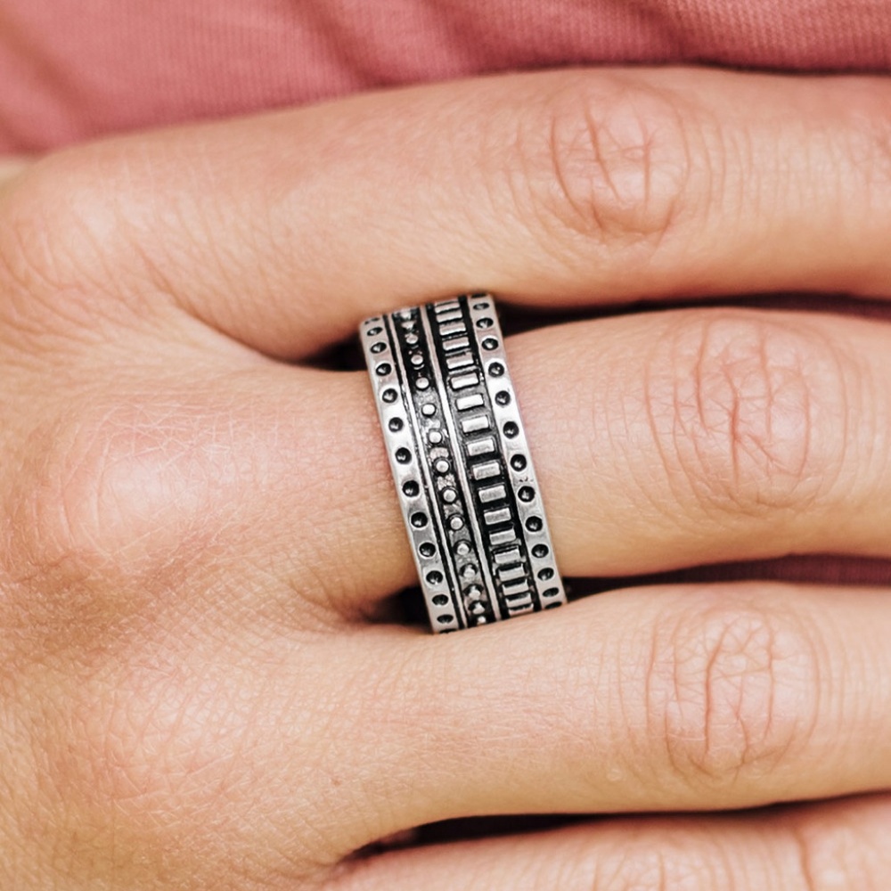 COPY - Sunset Settings Stretch Band Ring